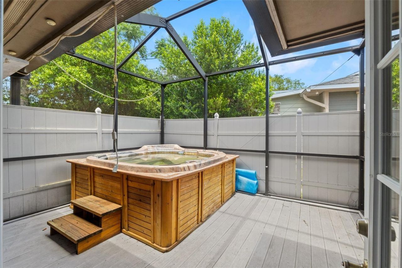 7447 Dundee Way, Weeki Wachee, FL 34613 Photo