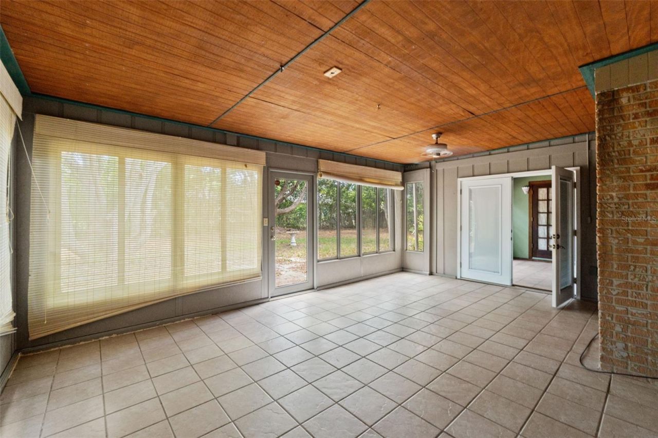 7447 Dundee Way, Weeki Wachee, FL 34613 Photo