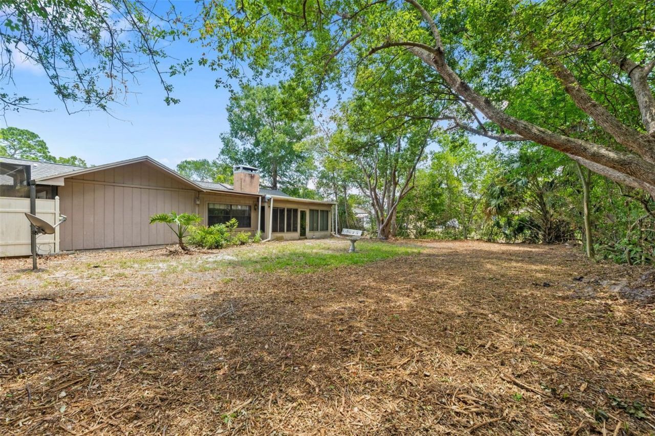 7447 Dundee Way, Weeki Wachee, FL 34613 Photo