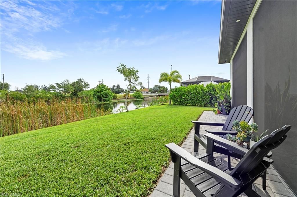 2425 SW 2nd Ter, Cape Coral, FL 33991 Photo