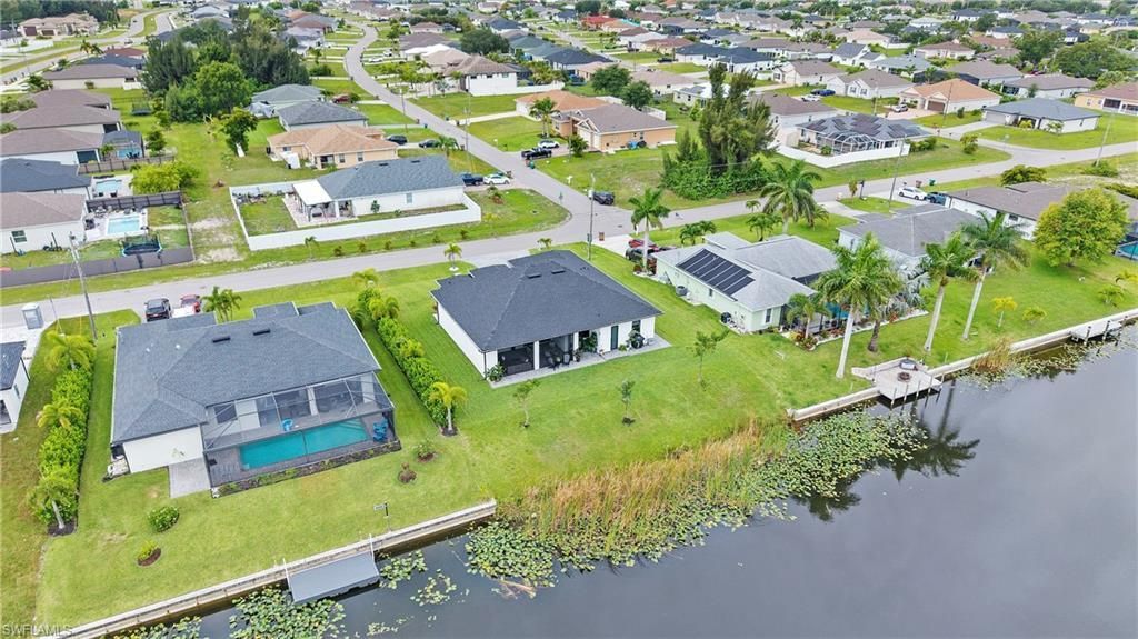 2425 SW 2nd Ter, Cape Coral, FL 33991 Photo