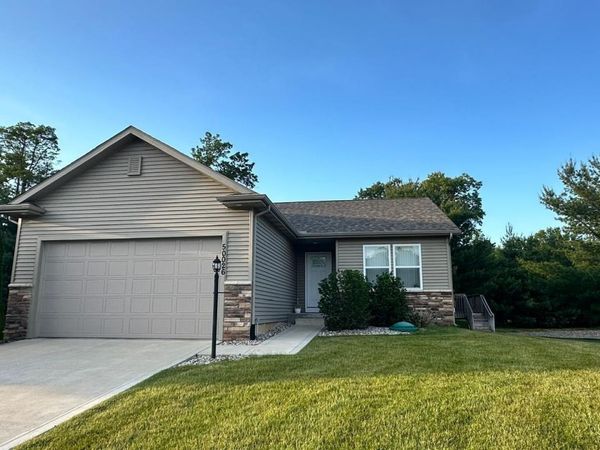 50026 Brynnwood Drive, Elkhart, IN 46514