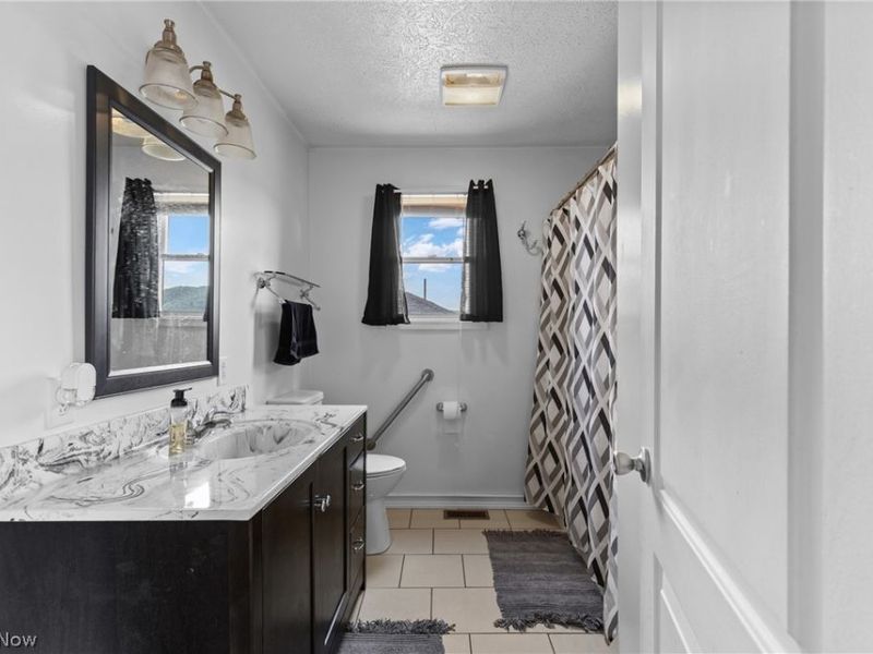 935 Logan Avenue, Toronto, OH 43964 Photo 13