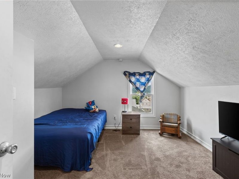 935 Logan Avenue, Toronto, OH 43964 Photo 15