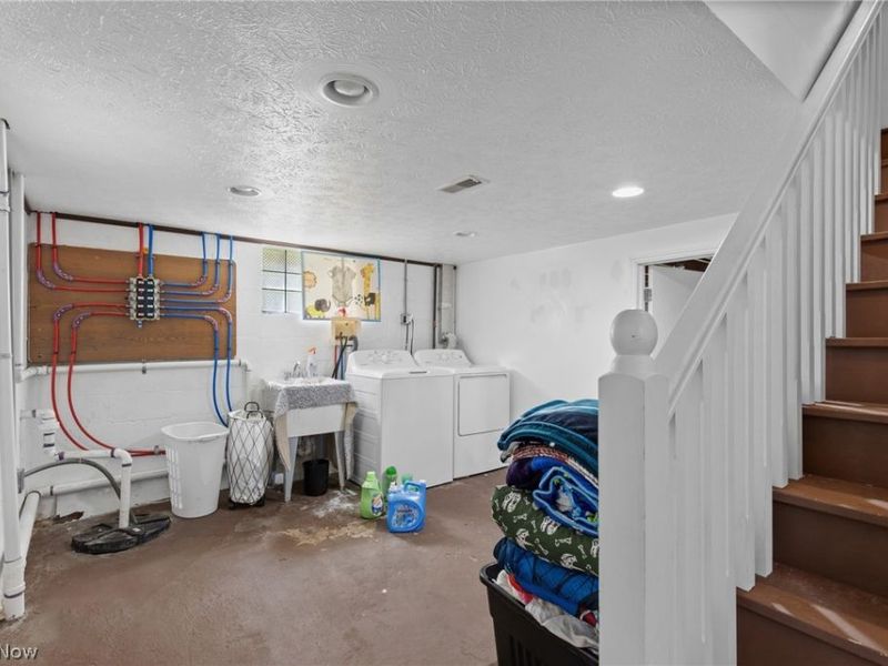 935 Logan Avenue, Toronto, OH 43964 Photo 19