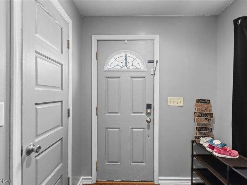 935 Logan Avenue, Toronto, OH 43964 Photo 4