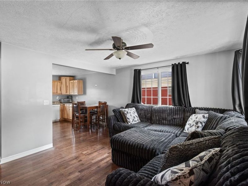 935 Logan Avenue, Toronto, OH 43964 Photo 6