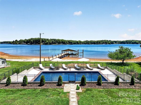615 Kenway Loop , Mooresville, NC 28117