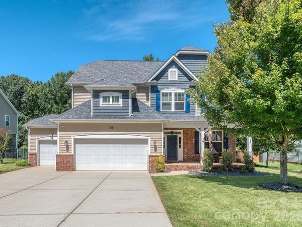 126 Misty Woods Drive , Lake Wylie, SC 29710