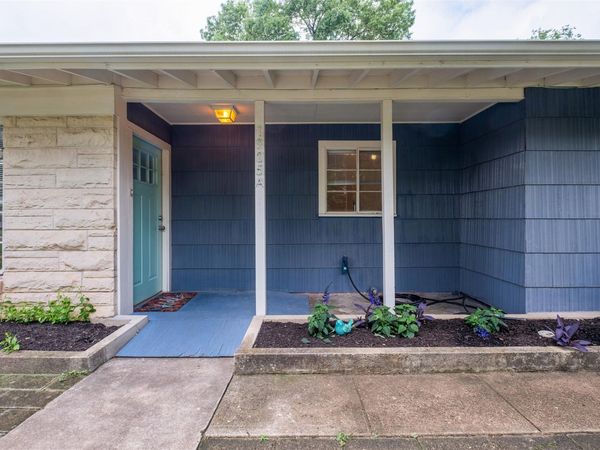 1905 W Saint Johns Ave , Austin, TX 78757