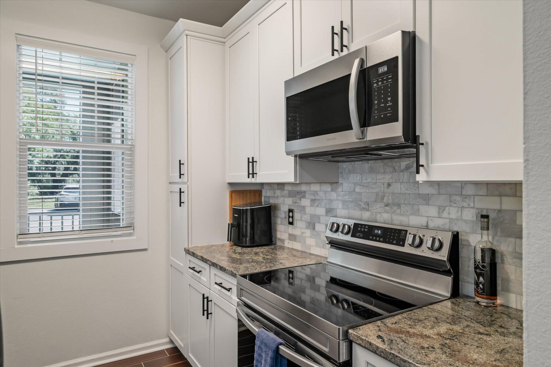130 River Landing Drive Photo 12