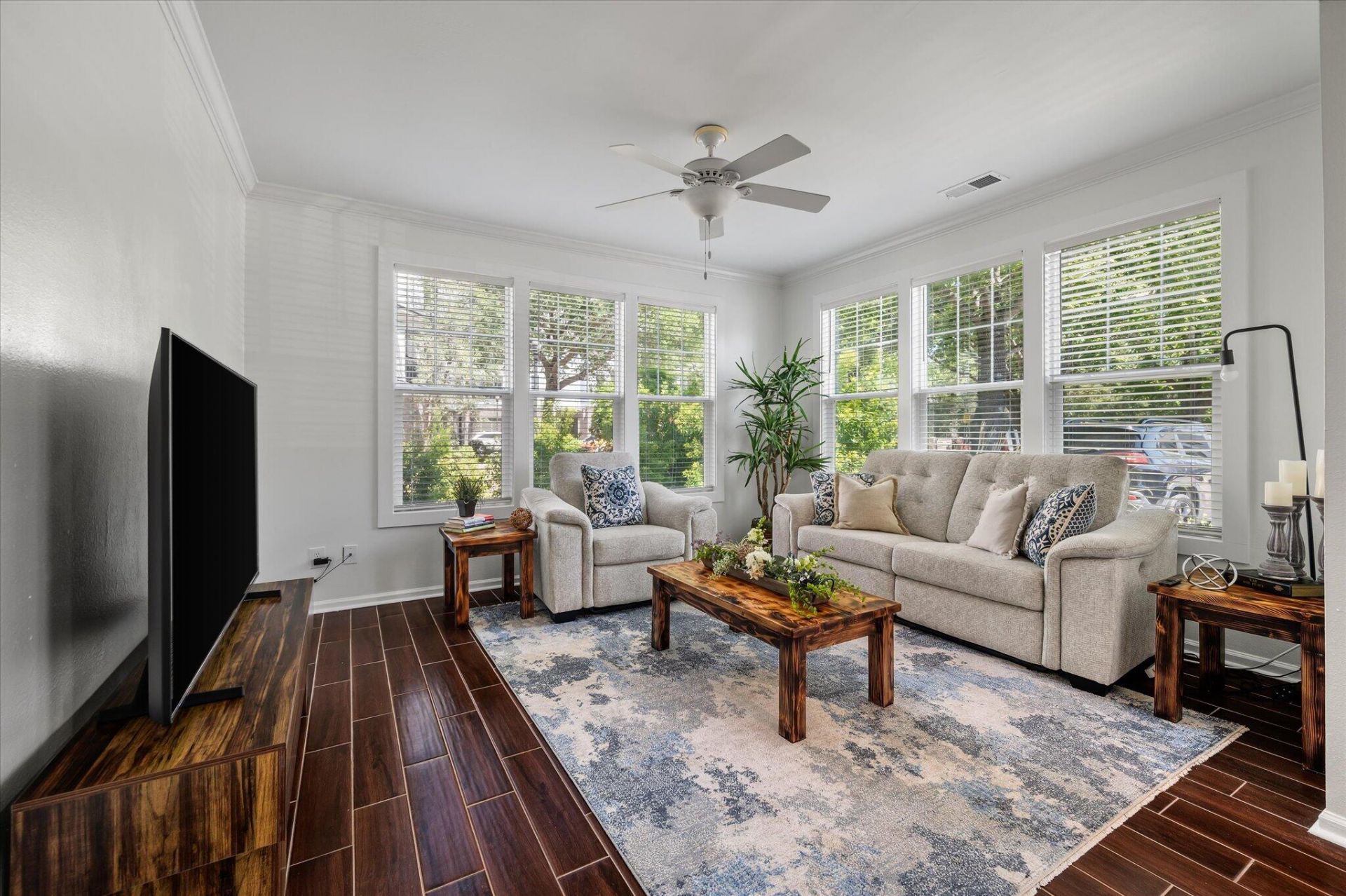 130 River Landing Drive Photo 17