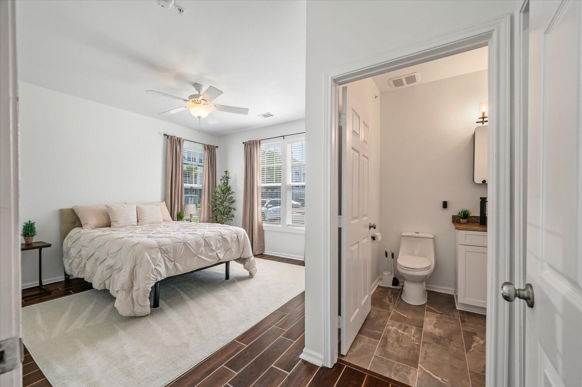 130 River Landing Drive Photo 26