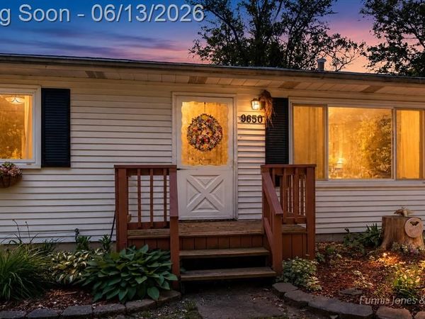 9650 Woodland Court, York Twp, MI 48197