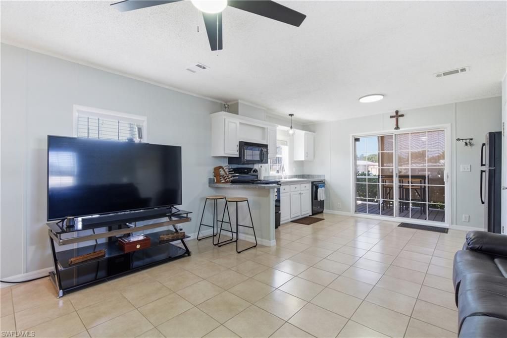 5558 Palm Beach Blvd , Unit 105, Fort Myers, FL 33905 Photo