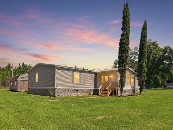 8170 SW 80th Ave, Trenton, FL 32693