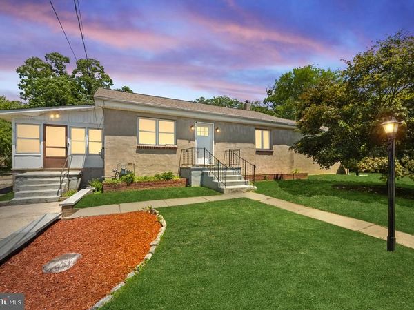31 E 3RD AVENUE, PINE HILL, NJ 08021