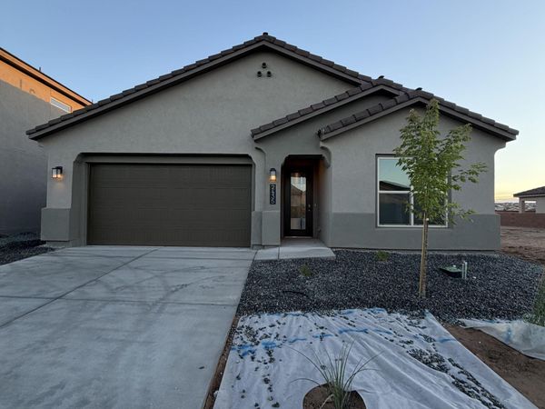 2435 Marble Avenue NE, Rio Rancho, NM 87144