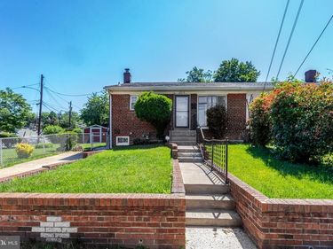 4519 HOLMES RUN PARKWAY , ALEXANDRIA, VA 22304