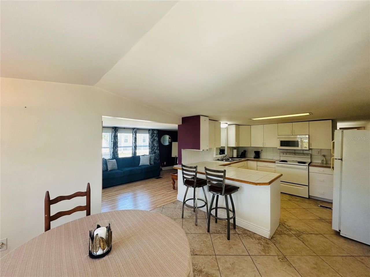 147 Maui Drive , Palmetto, FL 34221 Photo