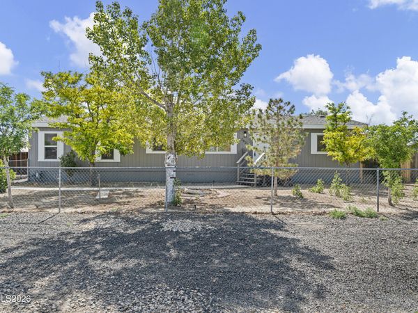 2820 Ramsey Street, Silver Springs, NV 89429