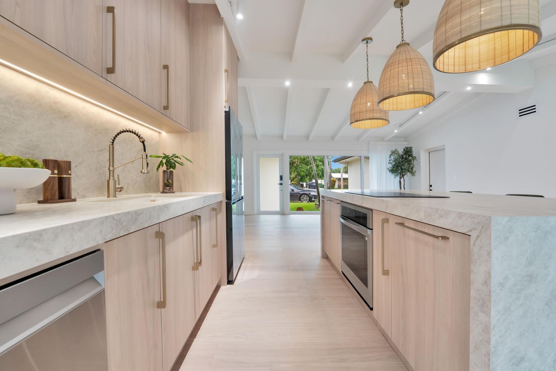 2524 Marathon Lane, Fort Lauderdale, FL 33312 Photo