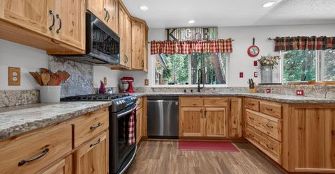 3549 Hill Crest Drive, Lake Almanor, CA 96137 Photo
