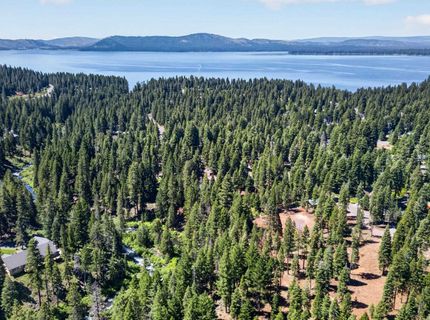 3549 Hill Crest Drive, Lake Almanor, CA 96137 Photo