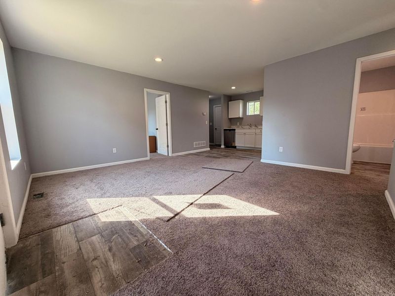 566 Jackson Street, Nelsonville, OH 45764 Photo 4
