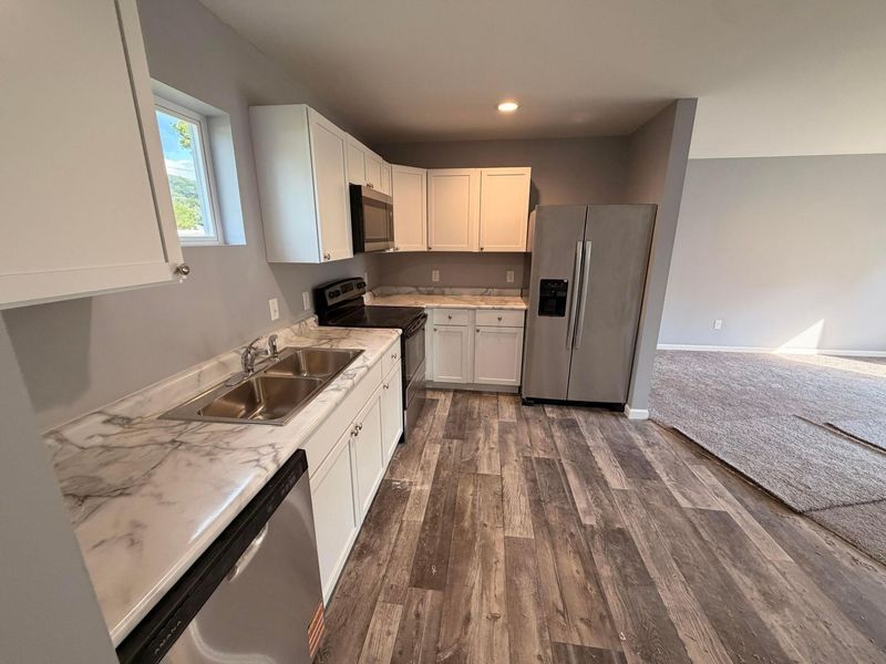 566 Jackson Street, Nelsonville, OH 45764 Photo 8