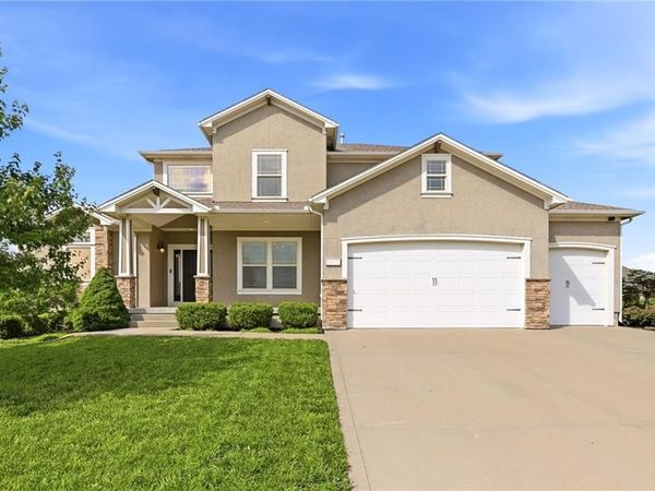 1217 Hillmann Lane, Warrensburg, MO 64093