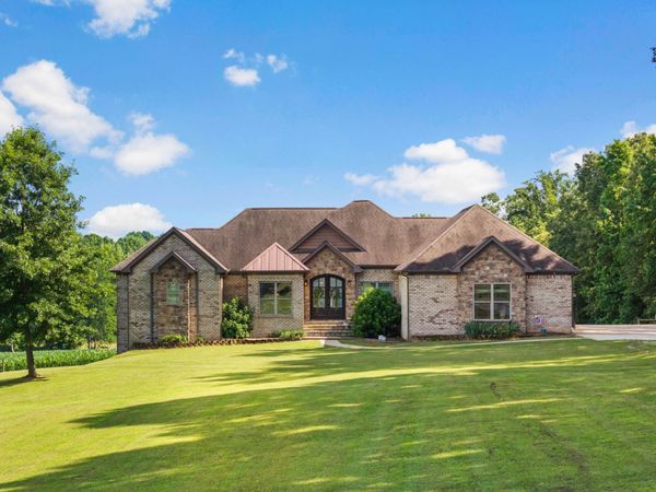 270 Co Rd 546, Rogersville, AL 35652