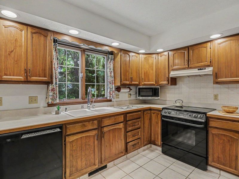 844 Brookpark Road, Marion, OH 43302 Photo 14