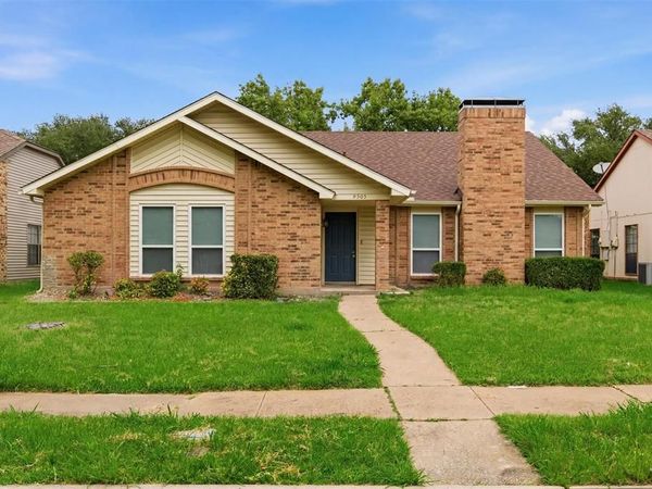 9305 Shipman Street, Rowlett, TX 75088
