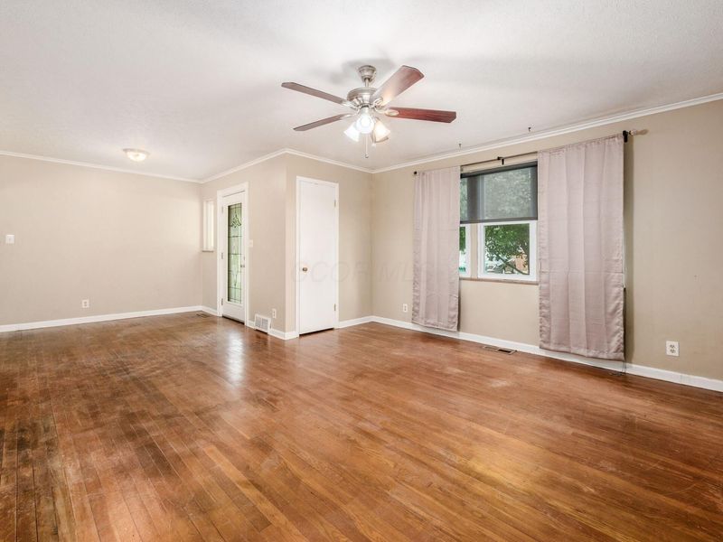 68 Ohio Avenue, West Jefferson, OH 43162 Photo 8