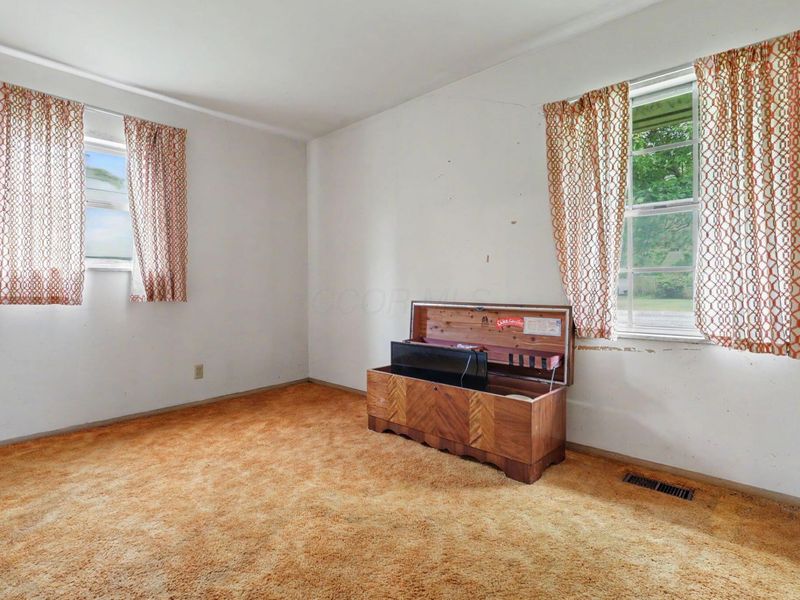 347 Redmond Road, Columbus, OH 43228 Photo 11