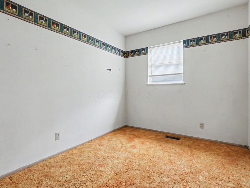 347 Redmond Road, Columbus, OH 43228 Photo 13