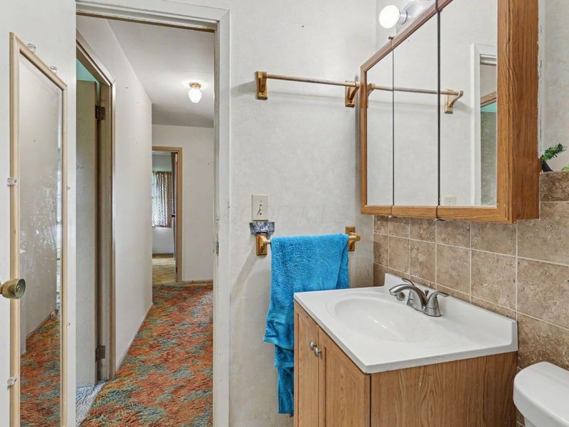 347 Redmond Road, Columbus, OH 43228 Photo 17