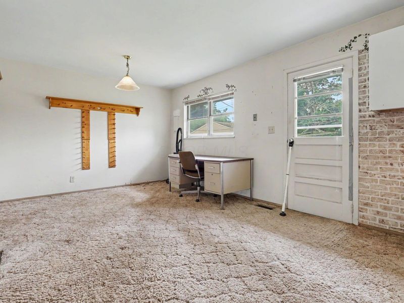 347 Redmond Road, Columbus, OH 43228 Photo 20
