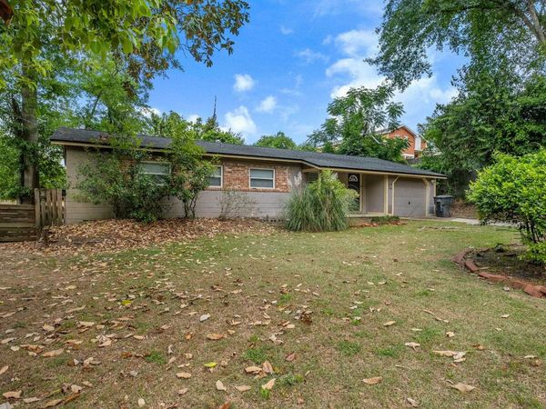 1880 Pepperhill Court, Tallahassee, FL 32304