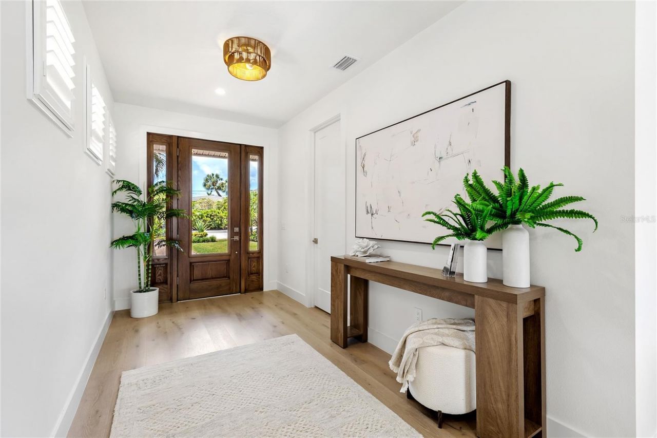 330 W Bay Drive, Venice, FL 34285 Photo
