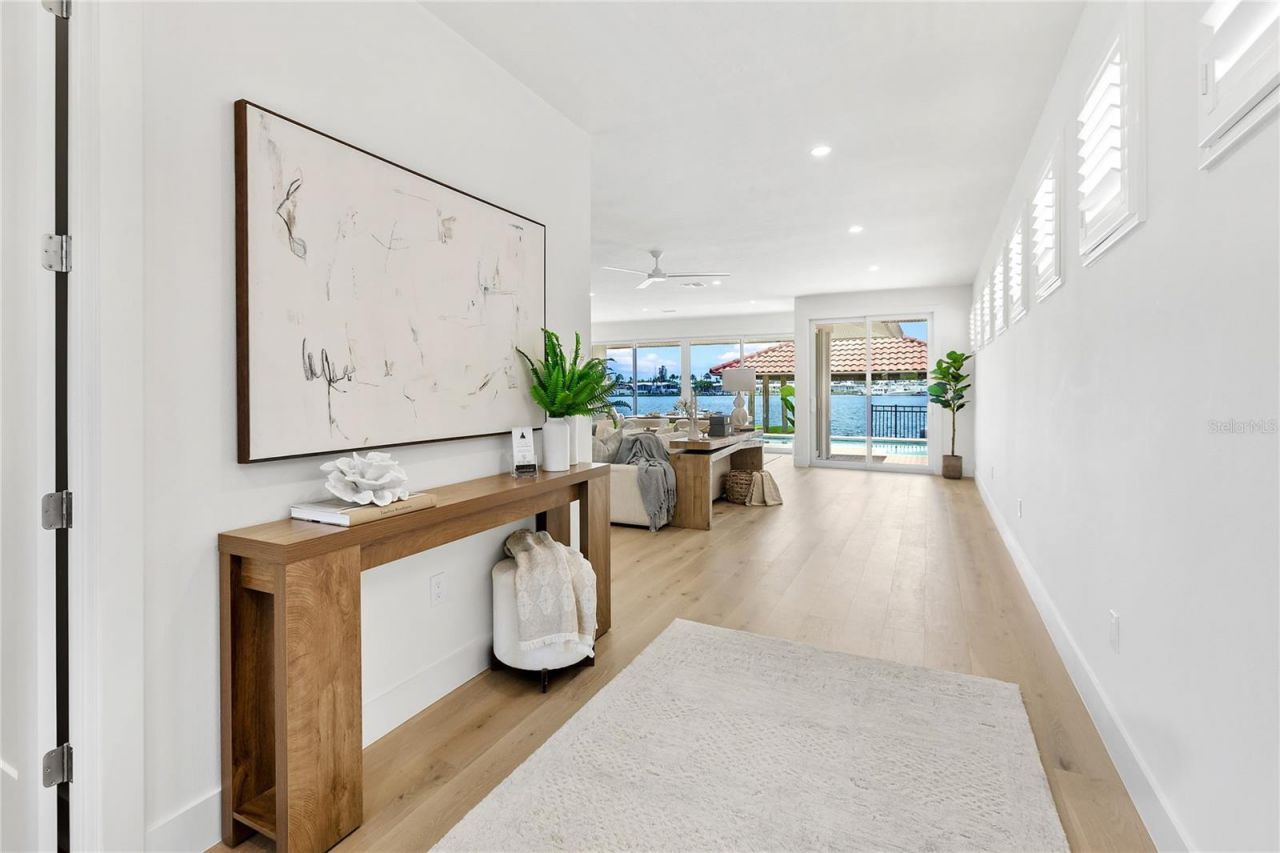 330 W Bay Drive, Venice, FL 34285 Photo