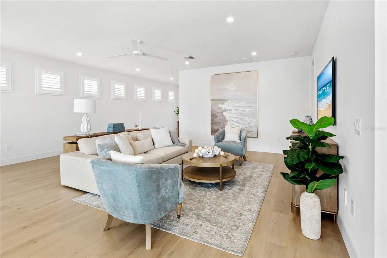 330 W Bay Drive, Venice, FL 34285 Photo