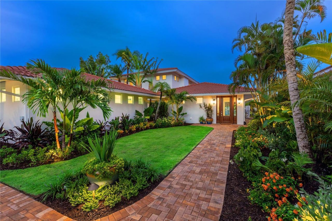 330 W Bay Drive, Venice, FL 34285 Photo
