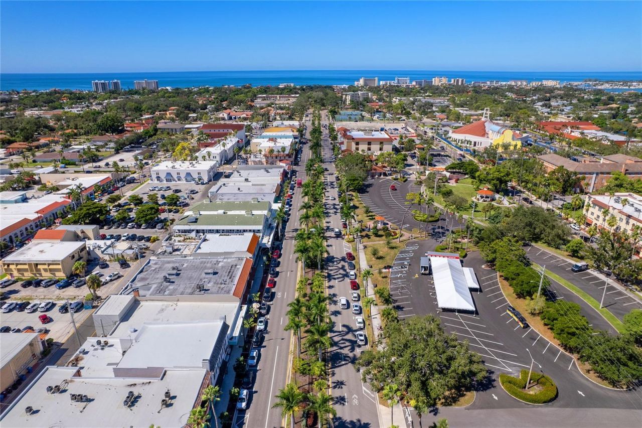 330 W Bay Drive, Venice, FL 34285 Photo