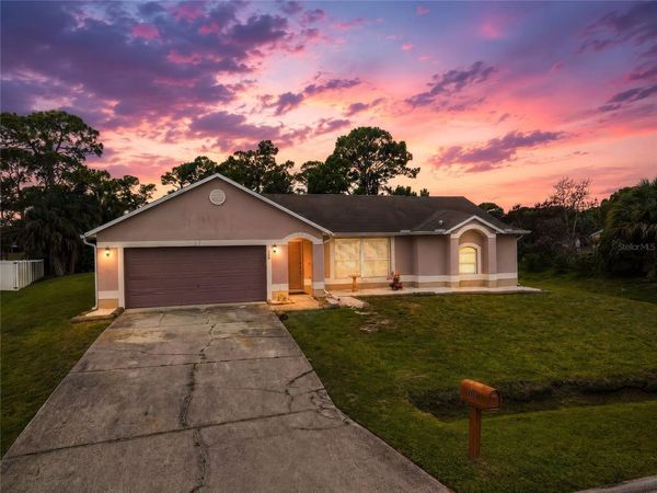 300 VIKING ST NE , PALM BAY, FL 32907