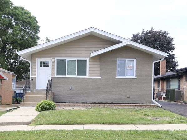2853 140th Place , Blue Island, IL 60406