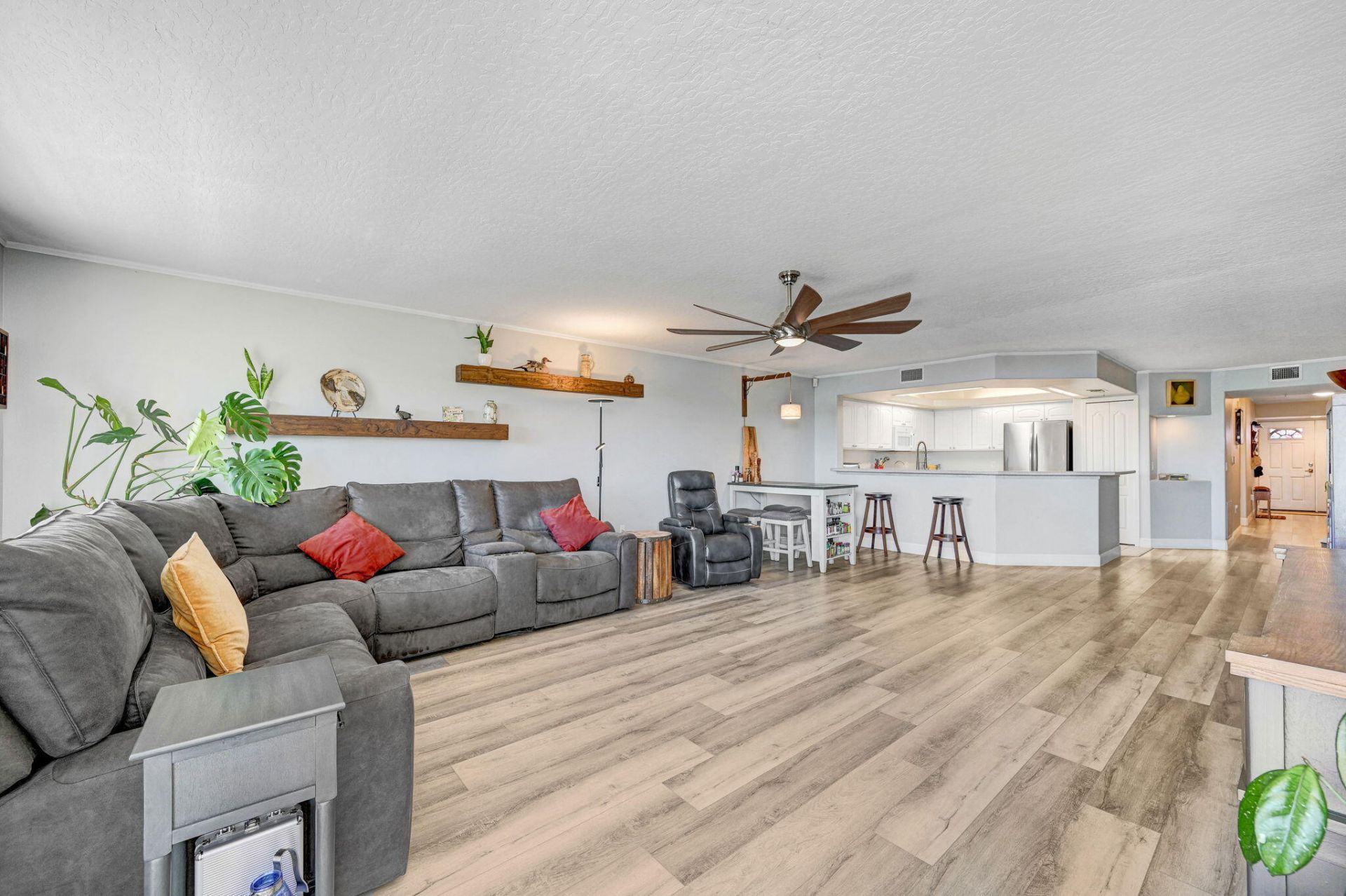 3360 S Atlantic Avenue, Unit 304, Cocoa Beach, FL 32931 Photo