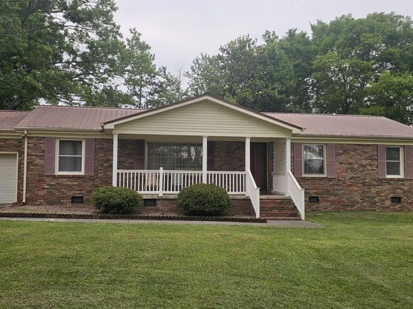 3541 Woods Cove Road, Scottsboro, AL 35768