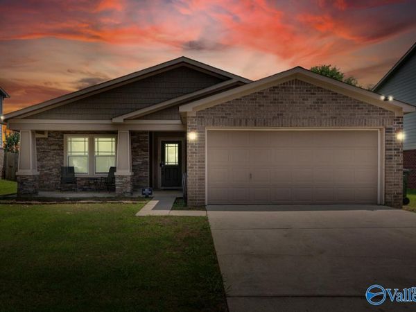 172 Bermuda Lakes Drive, Meridianville, AL 35759